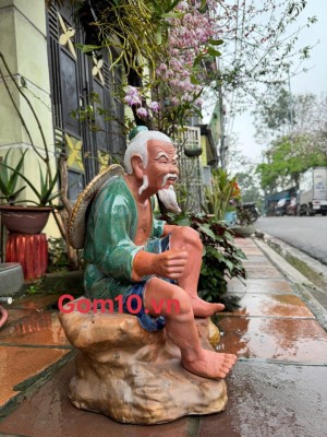 Tượng ông lão câu cá men xanh, kích thước cao 50cm 