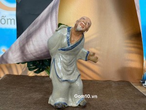 Tượng ông lão mai men rạn, cao 30cm (ghép cây)