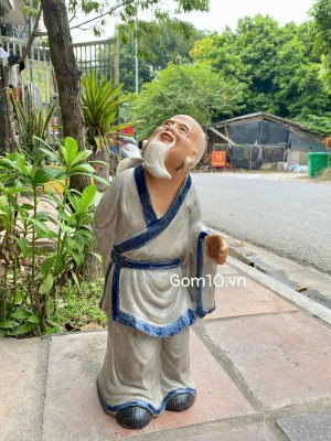 Tượng ông lão mai men rạn, cao 42cm
