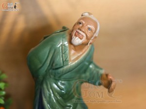 Tượng ông lão mai men xanh, cao 30cm (ghép cây)