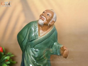 Tượng ông lão mai men xanh, cao 30cm (ghép cây)