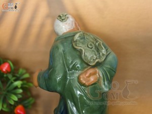 Tượng ông lão mai men xanh, cao 30cm (ghép cây)