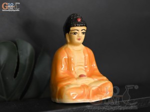 Tượng Phật Tổ men màu vàng, cao 7.5cm