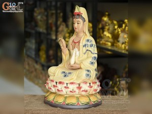 Tượng Quan Âm ngồi đài sen men màu, cao 35cm