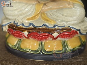 Tượng Quan Âm ngồi đài sen men rạn, cao 35cm