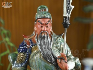 Tượng Quan Công men xanh, cao 46cm