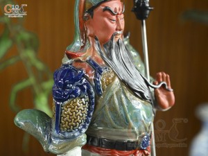 Tượng Quan Công men xanh, cao 46cm