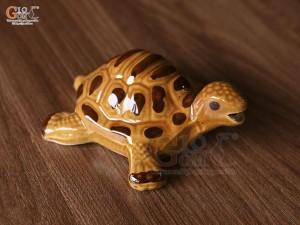 Tượng Rùa men nâu, dài 14cm