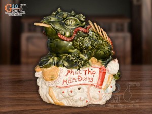 Tượng sứ Cóc ngậm tiền vàng Phúc Thọ Mãn Đường, cao 28cm