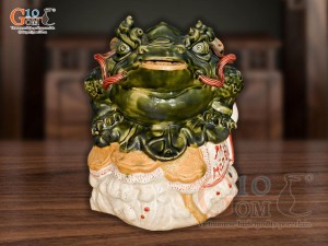 Tượng sứ Cóc ngậm tiền vàng Phúc Thọ Mãn Đường, cao 28cm