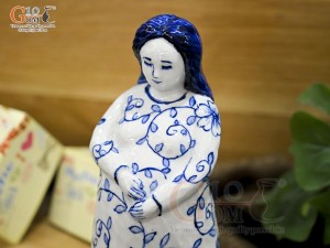 Tượng sứ decor dáng cô gái, cao 20cm