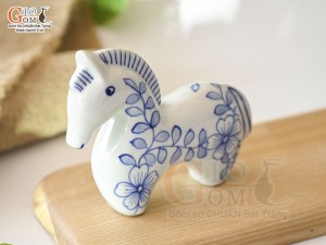 Tượng sứ decor dáng Ngựa, cao 10cm