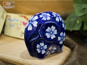 Tượng sứ decor dáng Voi màu xanh, cao 9.5cm