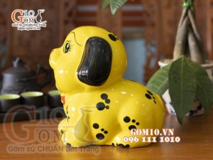 Tượng sứ tiết kiệm Chó đốm màu vàng, cao 20cm