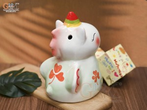 Tượng sứ tiết kiệm dáng ngựa màu xanh, cao 22cm