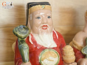 Tượng Thần Tài - Thổ Địa men màu nền đỏ, cao 26cm