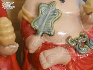 Tượng Thần Tài - Thổ Địa men màu nền đỏ, cao 26cm