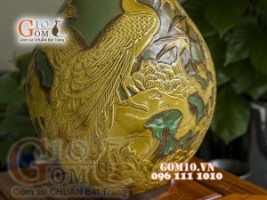 Tỳ bà men màu khắc nổi Công Trúc, cao 65cm