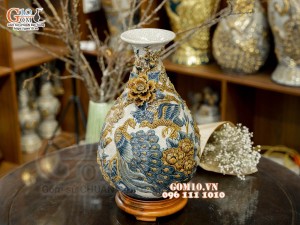 Tỳ bà men rạn đắp nổi Công Đào Phú Quý, cao 45cm